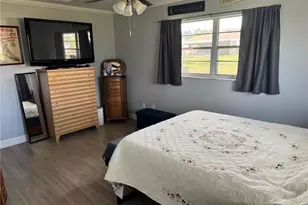 1941 NE 14th St, Cape Coral, FL 33909 - Photo 24