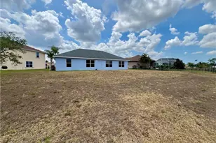 18231 Beauty Berry Ct, Lehigh Acres, FL 33972 - Photo 22