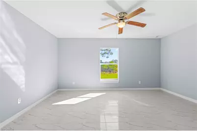 945 Memphis Ave S, Lehigh Acres, FL 33974 - Photo 16