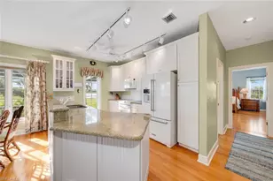 1172 Kittiwake Cir, Sanibel, FL 33957 - Photo 20