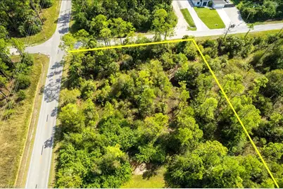 601 W 10th St, Lehigh Acres, FL 33972 - Photo 4