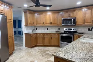 7292 Popham Dr, Fort Myers, FL 33919 - Photo 4