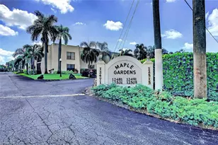 12471 McGregor Blvd, Fort Myers, FL 33919 - Photo 2