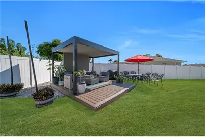 221 SW 21st Ter, Cape Coral, FL 33991 - Photo 6