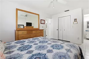 1113 Cape Coral Pkwy W, Cape Coral, FL 33914 - Photo 18