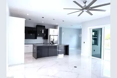 329 NE 6th St, Cape Coral, FL 33909 - Photo 8