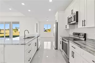 630 NW 7th Pl, Cape Coral, FL 33993 - Photo 12