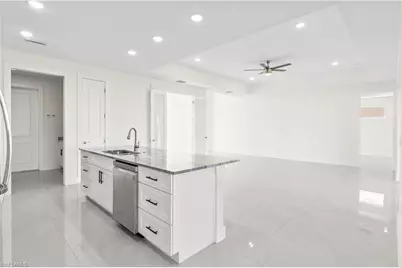 630 NW 7th Pl, Cape Coral, FL 33993 - Photo 10