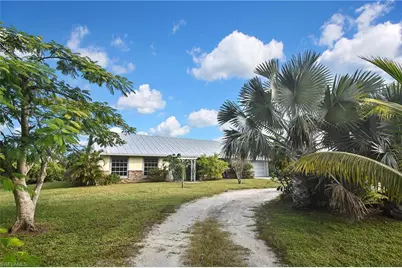 4658 Gulf Shore Rd, Saint James City, FL 33956 - Photo 4