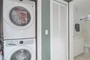 1040 Hancock Creek S Blvd, Cape Coral, FL 33909 - Photo 20