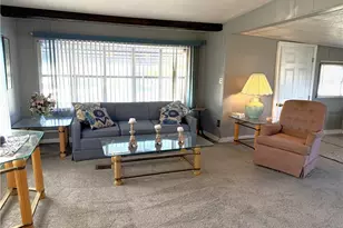 16211 Cynthia Ct, Fort Myers, FL 33908 - Photo 4