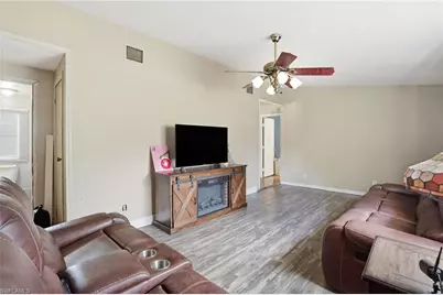 868 Avalon Ave, Labelle, FL 33935 - Photo 6