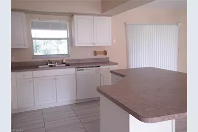 845 Wolverine St E, Lehigh Acres, FL 33974 - Photo 6