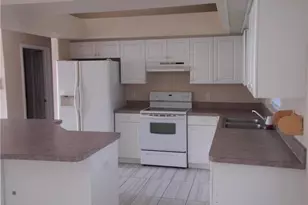 845 Wolverine St E, Lehigh Acres, FL 33974 - Photo 4