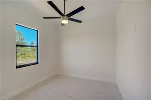 904 Asher St E, Lehigh Acres, FL 33974 - Photo 20