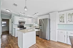 39 Channel Ln, Fort Myers, FL 33905 - Photo 18