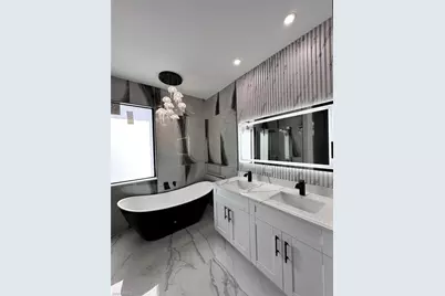 737 Cairo St E, Lehigh Acres, FL 33974 - Photo 10