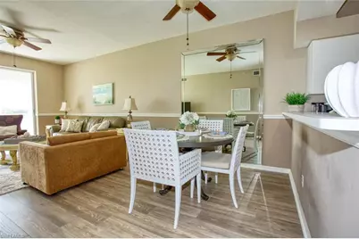 8056 Queen Palm Ln #635, Fort Myers, FL 33966 - Photo 4