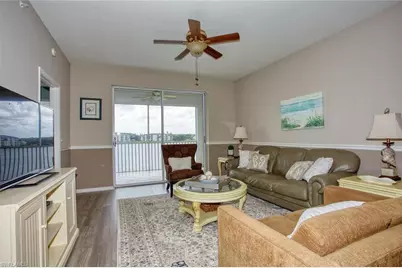 8056 Queen Palm Ln #635, Fort Myers, FL 33966 - Photo 2