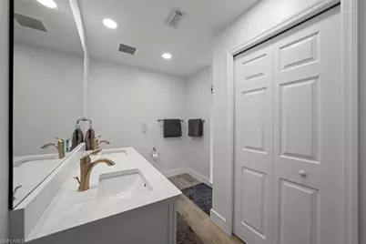 2011 Mitzi Ln, Sanibel, FL 33957 - Photo 20