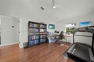 2011 Mitzi Ln, Sanibel, FL 33957 - Photo 24