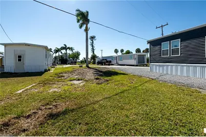 16978 Captains Dr, Bokeelia, FL 33922 - Photo 2