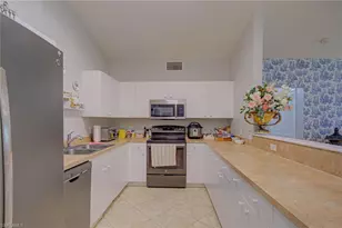 1050 Hancock Creek S Blvd, Cape Coral, FL 33909 - Photo 8