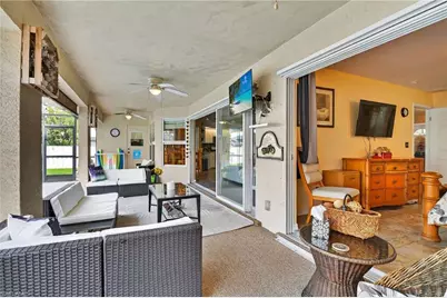 412 SE 13th Ave, Cape Coral, FL 33990 - Photo 28