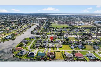 412 SE 13th Ave, Cape Coral, FL 33990 - Photo 36