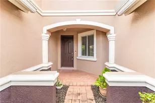 9602 Roundstone Cir, Fort Myers, FL 33967 - Photo 2