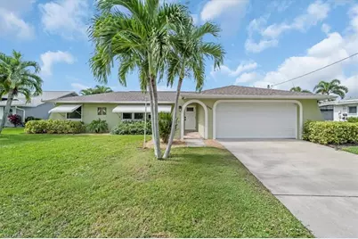 3908 SE 16th Pl, Cape Coral, FL 33904 - Photo 4