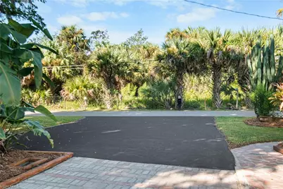 2256 Marina Park Dr, Fort Myers, FL 33905 - Photo 50