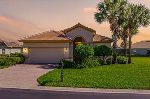 3621 Lakeview Isle Ct, Fort Myers, FL 33905 - Photo 2