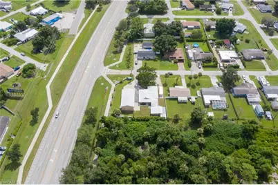 1418 Shirley Dr, North Fort Myers, FL 33917 - Photo 38