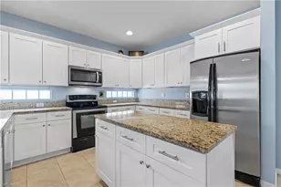 3569 Malagrotta Cir, Cape Coral, FL 33909 - Photo 12