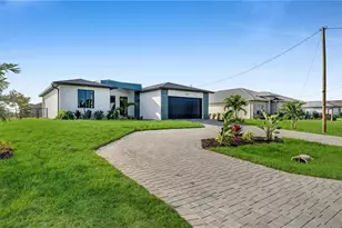 510 Wilmington Pkwy, Cape Coral, FL 33993 - Photo 2