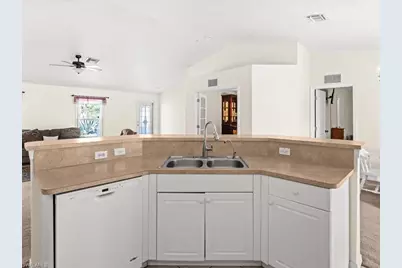 4427 NE 21st Pl, Cape Coral, FL 33909 - Photo 12