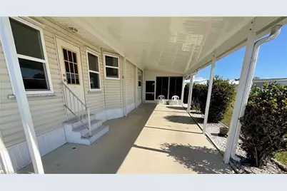 102 Elise Dr, Fort Myers, FL 33908 - Photo 2