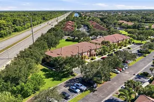 9409 Ivy Brook Run, Fort Myers, FL 33913 - Photo 6