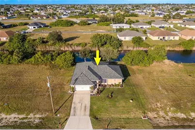 1226 NE 9th Ave, Cape Coral, FL 33909 - Photo 28