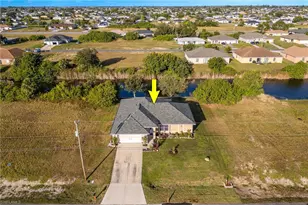 1226 NE 9th Ave, Cape Coral, FL 33909 - Photo 28