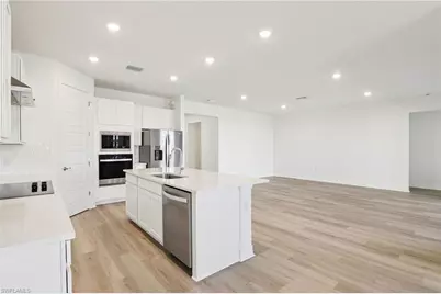 44512 Frontier Dr, Punta Gorda, FL 33982 - Photo 16