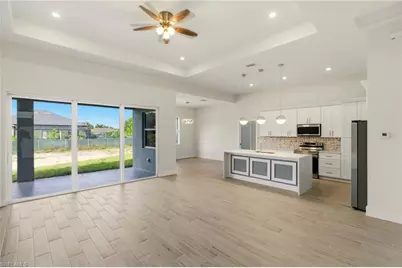 707 McKinley Ave, Lehigh Acres, FL 33972 - Photo 8