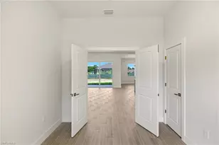 705 McKinley Ave, Lehigh Acres, FL 33972 - Photo 16