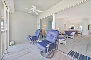 915 New Waterford Dr, Naples, FL 34104 - Photo 4