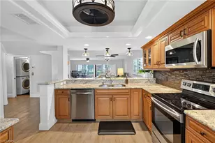 4244 SE 20th Pl, Cape Coral, FL 33904 - Photo 4