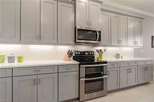 16813 Bay Is Ct, Bonita Springs, FL 34135 - Photo 4