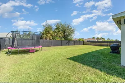 1413 SW Trafalgar Pkwy, Cape Coral, FL 33991 - Photo 28
