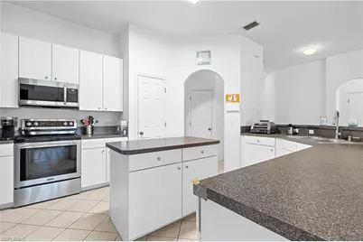 12715 Aston Oaks Dr, Fort Myers, FL 33912 - Photo 14
