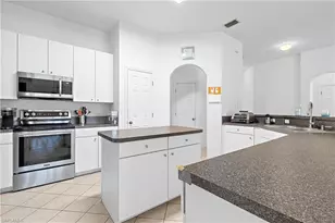 12715 Aston Oaks Dr, Fort Myers, FL 33912 - Photo 14